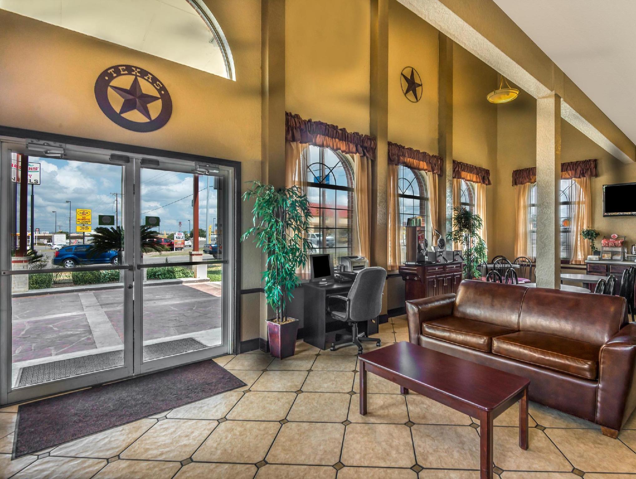 Hill Country Inn & Suites - New Braunfels, Gruene Esterno foto