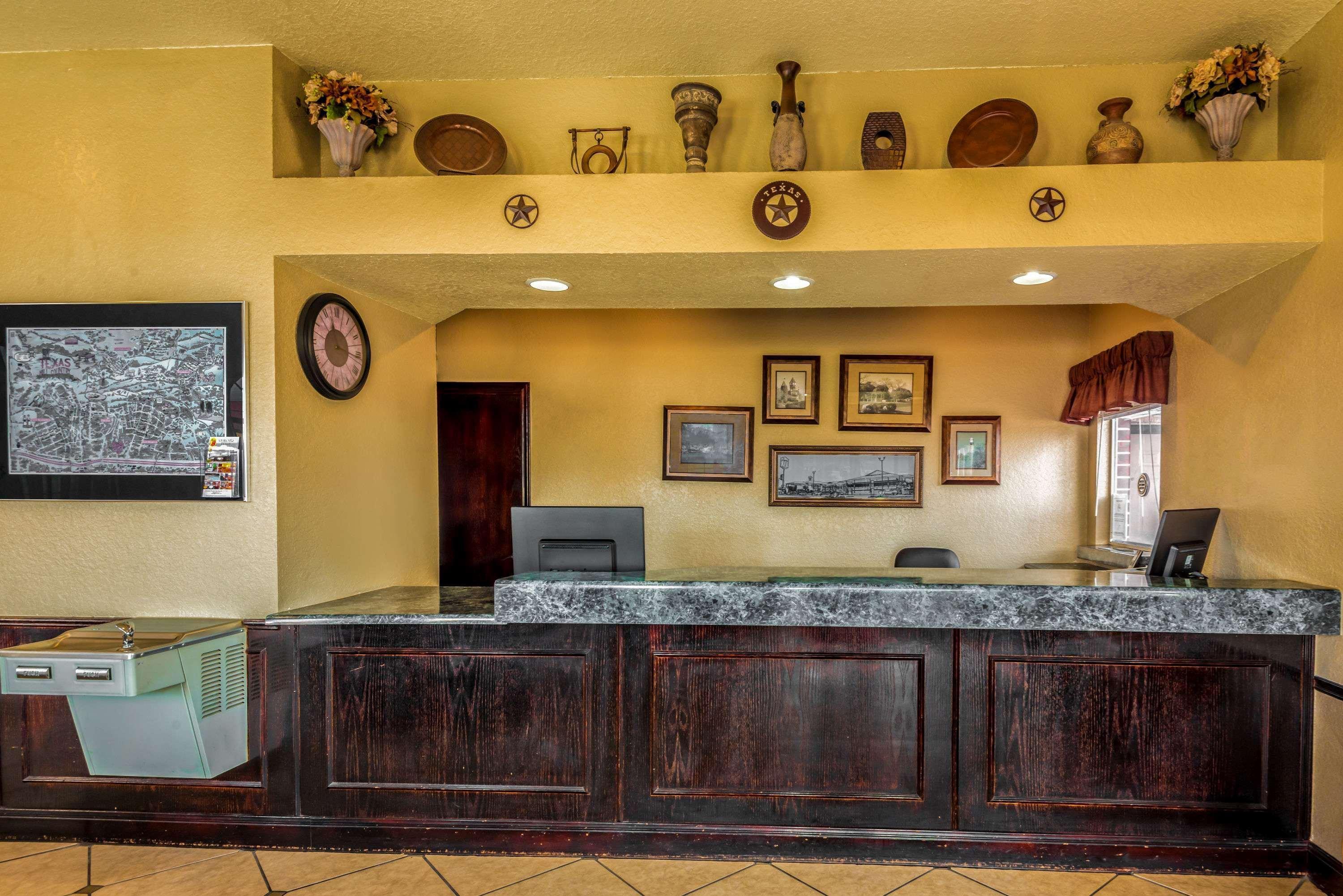 Hill Country Inn & Suites - New Braunfels, Gruene Esterno foto